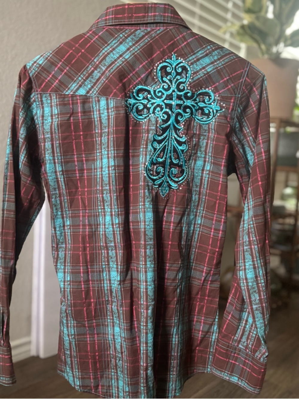 Cowgirl Hardware Western Pearl Snap Shirt Rhinestone Cross Plaid Rodeo Women’s S